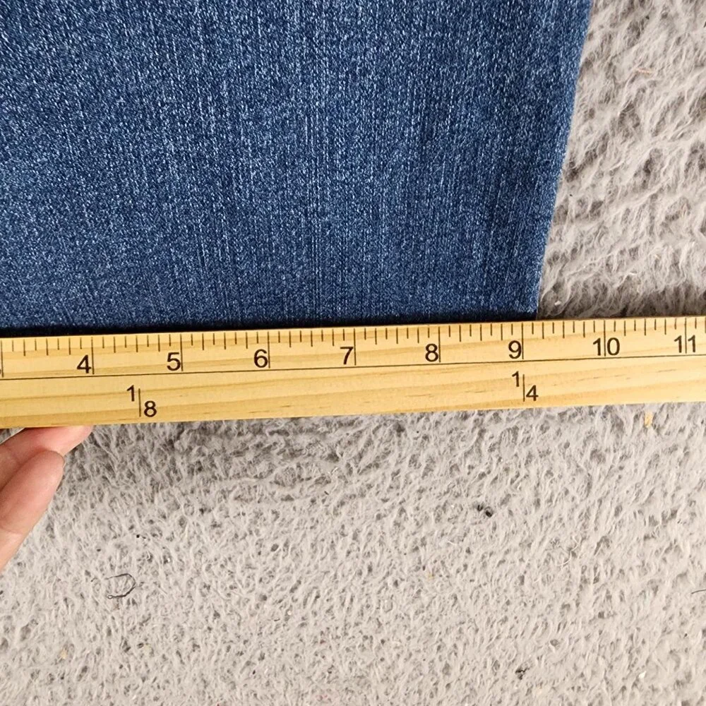 Torrid Jeans Womens 28 Medium Wash Stretch High Rise Jegging Crop *GUC* - Picture 7 of 13